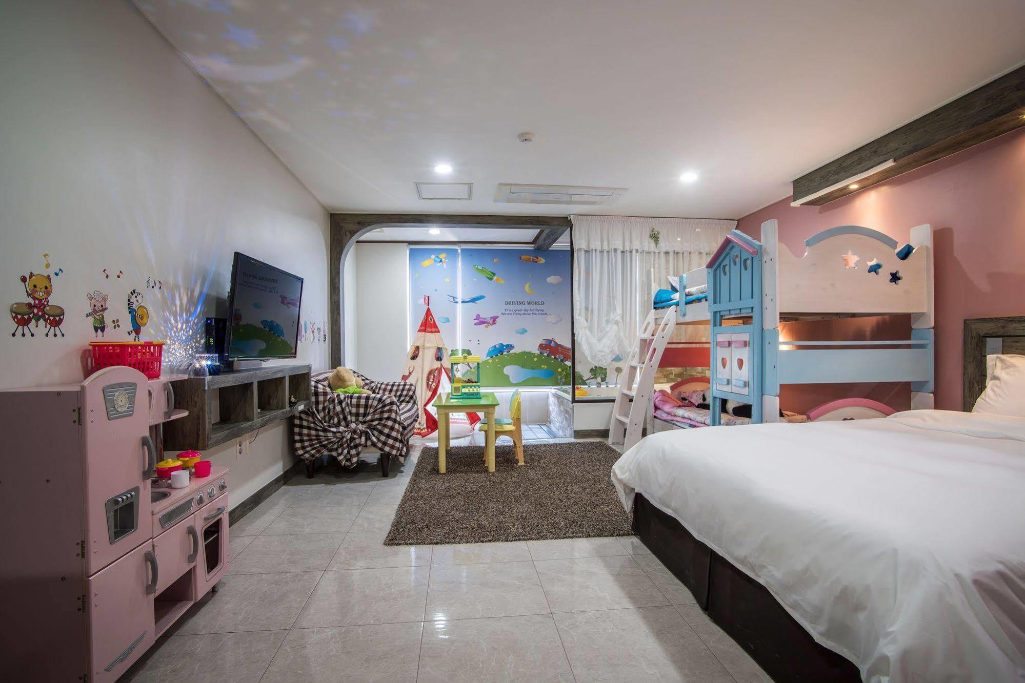 Famille Spa Resort Seogwipo Eksteriør bilde