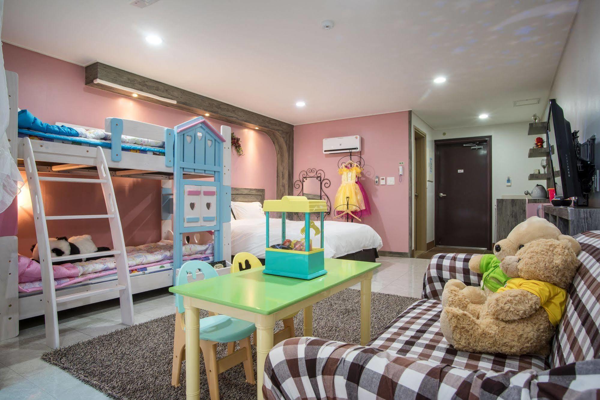Famille Spa Resort Seogwipo Eksteriør bilde
