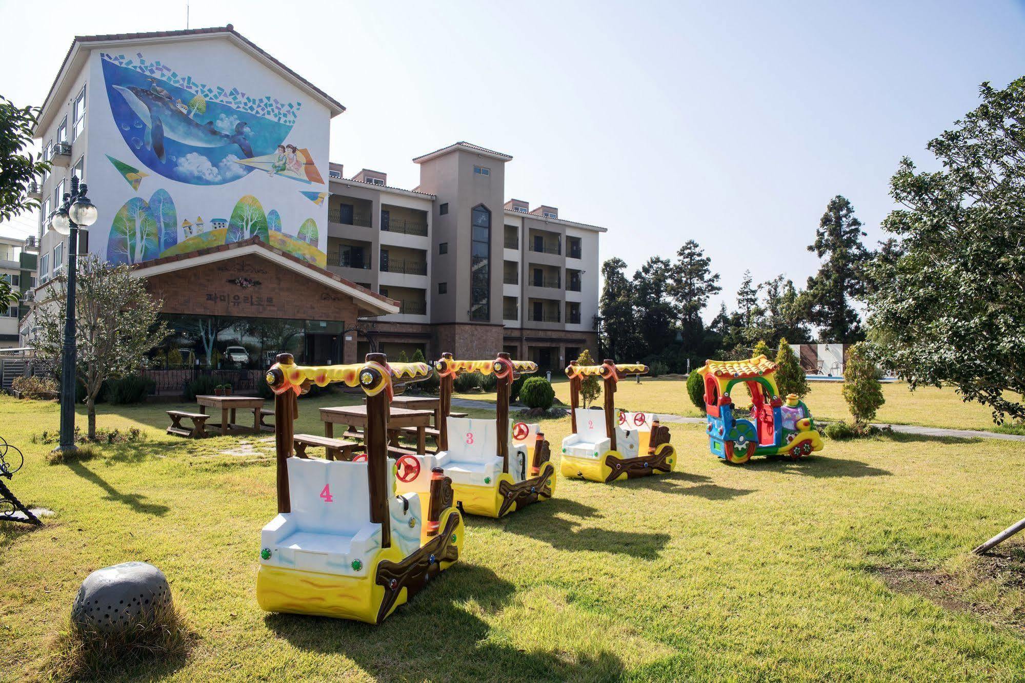 Famille Spa Resort Seogwipo Eksteriør bilde